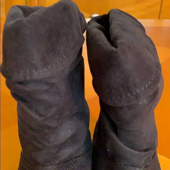 Aldo Cuffed Ankle Boots / NWOT - Picture 7 of 7